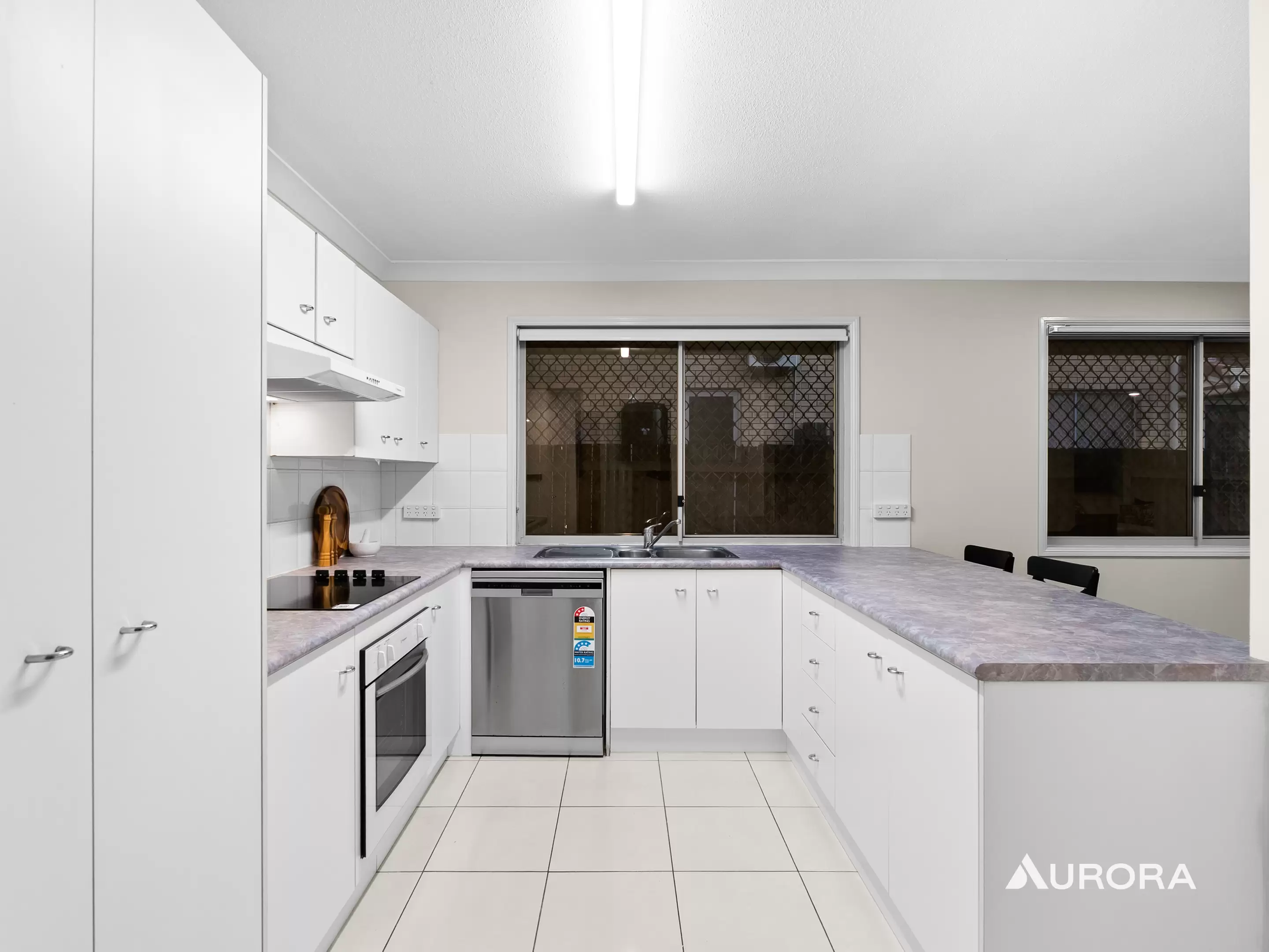 17/10 Lawrence Close, Robertson For Sale by Aurora Property - image 9