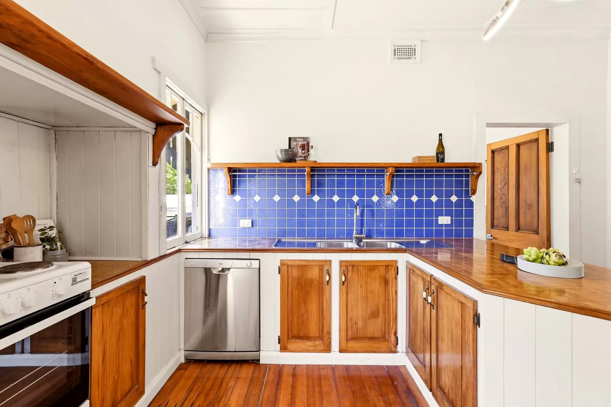 48 Eighth Avenue, Coorparoo For Sale by Aurora Property - image 9