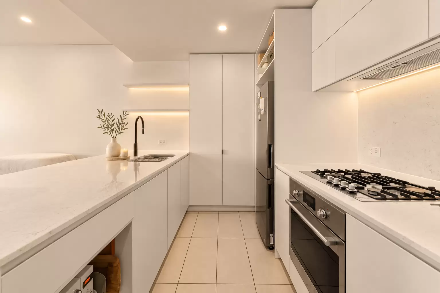 1608/62 Logan Road, Woolloongabba For Sale by Aurora Property - image 5
