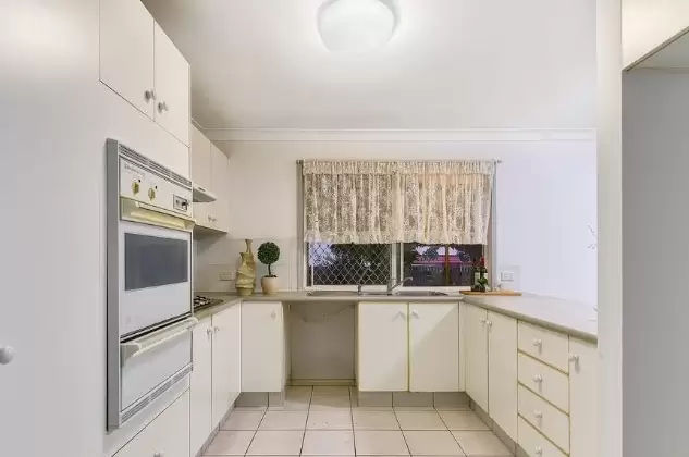 22 Yewleaf Place, Calamvale For Lease by Aurora Property - image 9