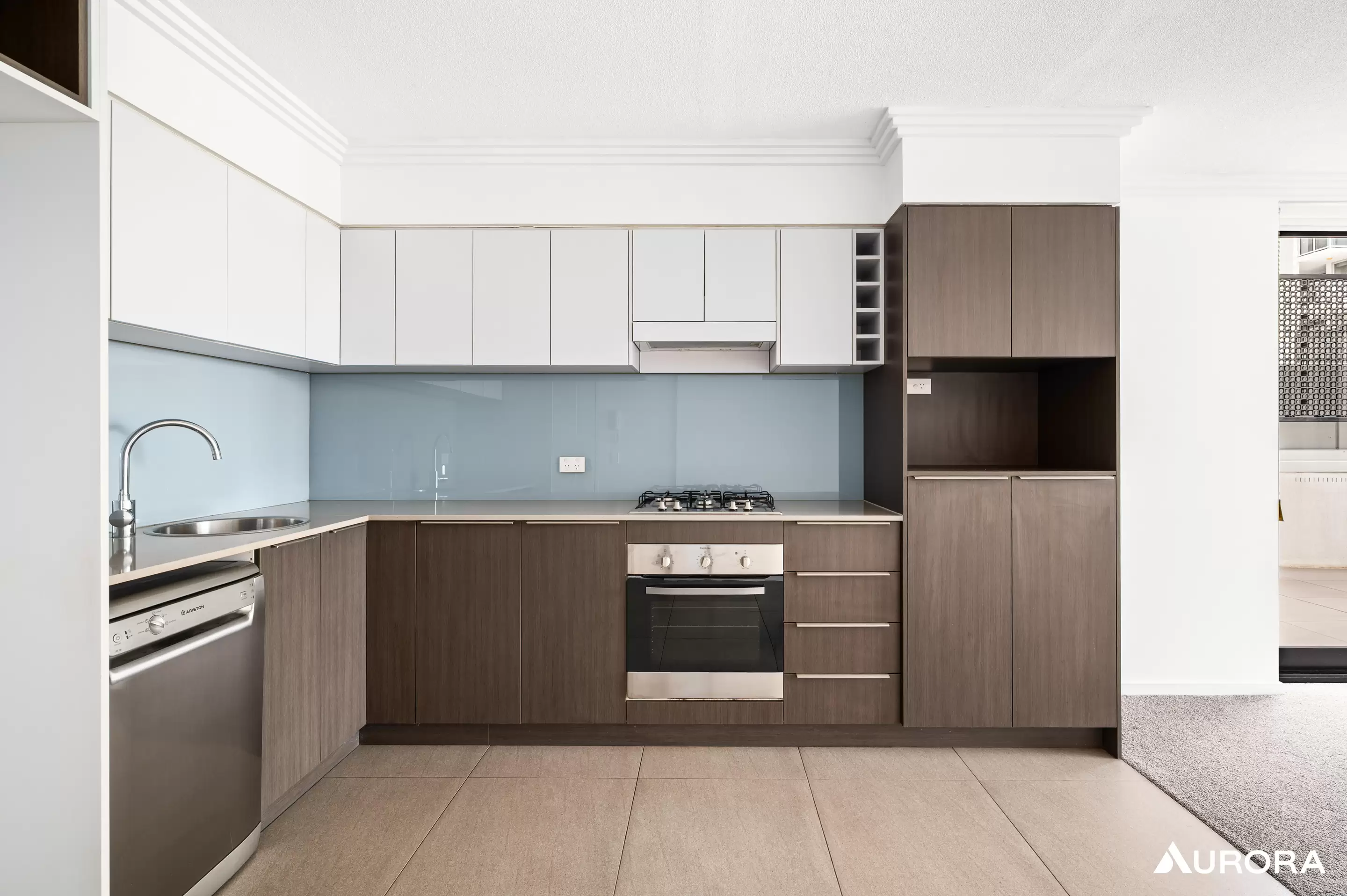 401/14 Merivale Street, South Brisbane Sold by Aurora Property - image 3