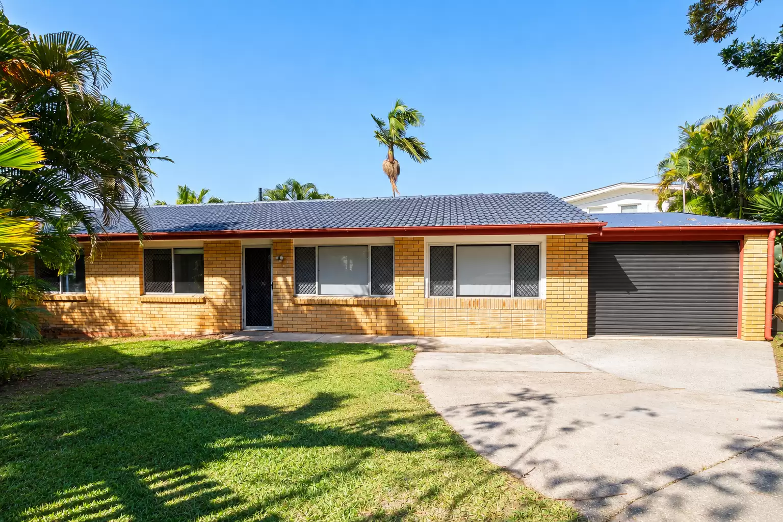 7 Coles Street, Arana Hills For Sale by Aurora Property - image 2