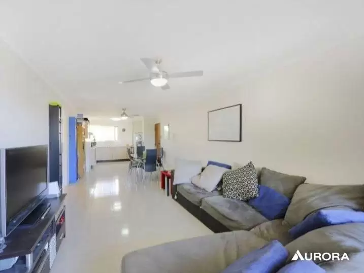4/43 Rutland Street, Coorparoo Leased by Aurora Property - image 2