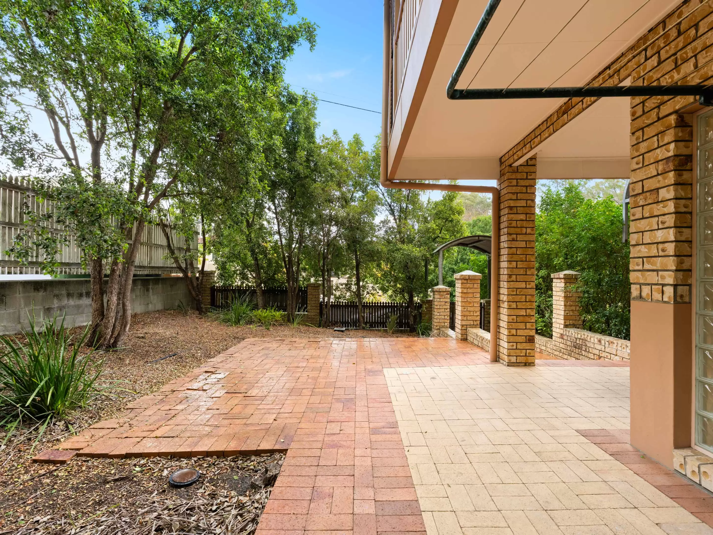 6/23 Finney Road, Indooroopilly For Sale by Aurora Property - image 6