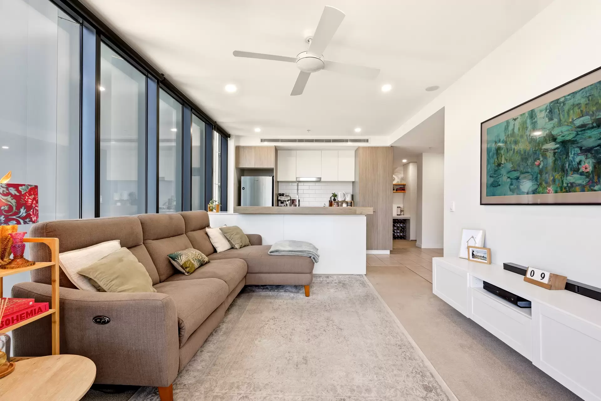 10410/7 Wharf Street, Hamilton For Sale by Aurora Property - image 1