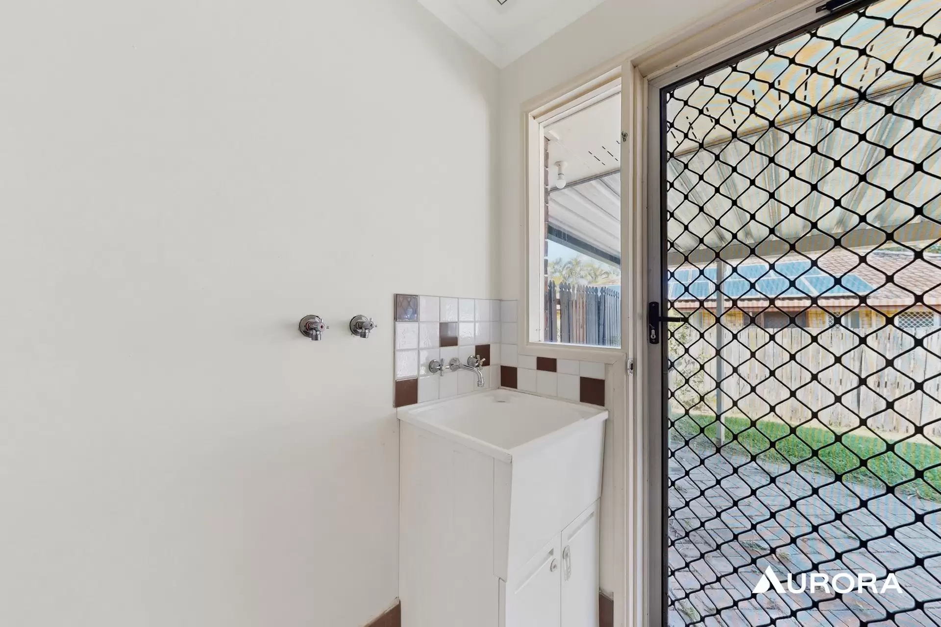 5 Abalone Crescent, Thornlands For Lease by Aurora Property - image 1