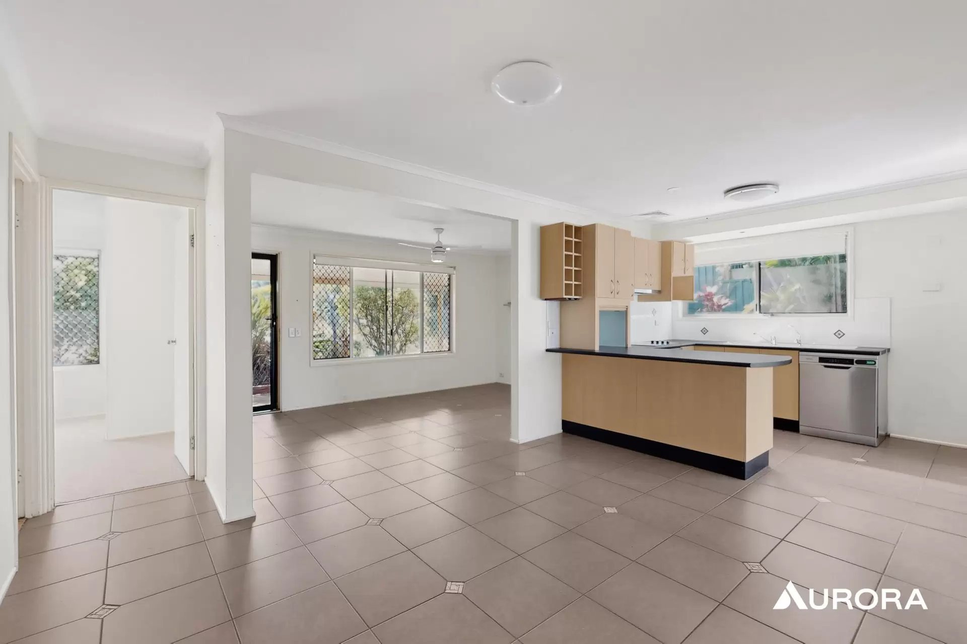 5 Abalone Crescent, Thornlands For Lease by Aurora Property - image 1