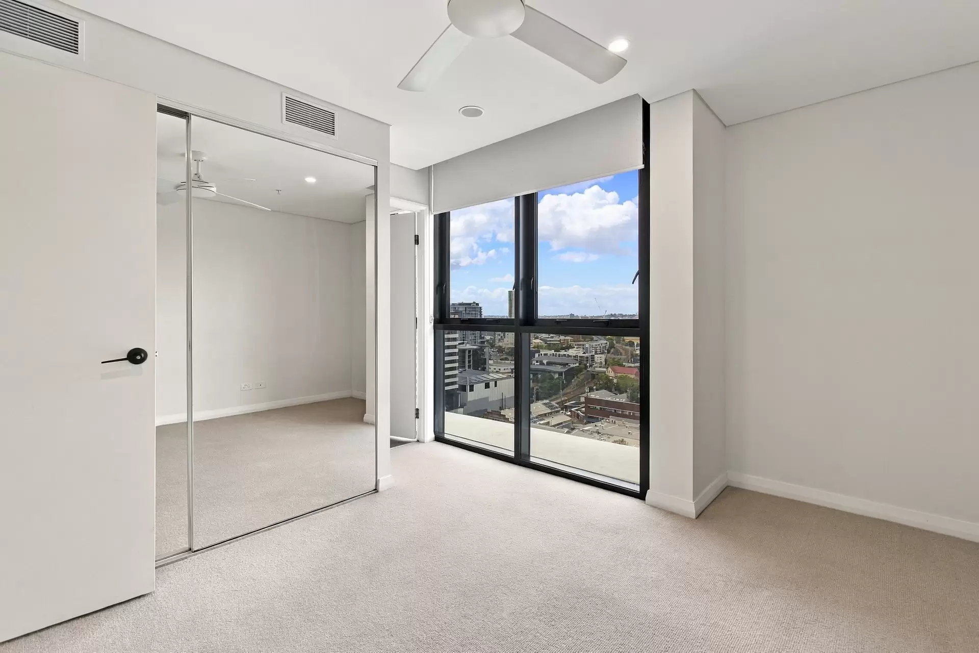 1813/275 Wickham Street, Fortitude Valley For Lease by Aurora Property - image 1