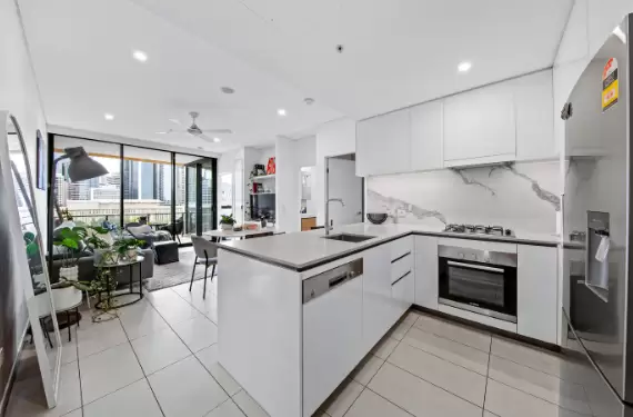 707/19 Hope Street, South Brisbane For Lease by Aurora Property - image 7