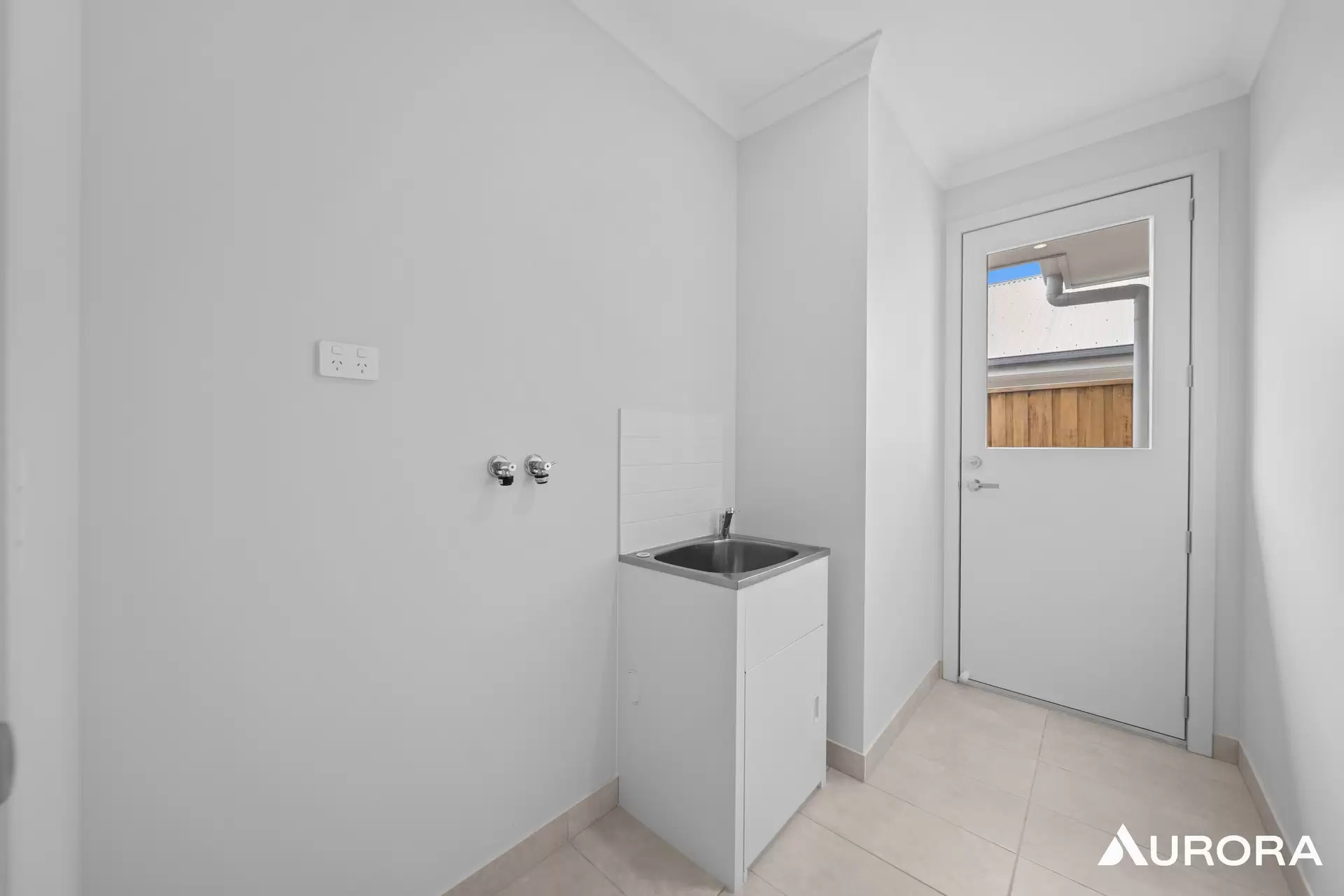 28 Robb Street, Victoria Point For Lease by Aurora Property - image 1