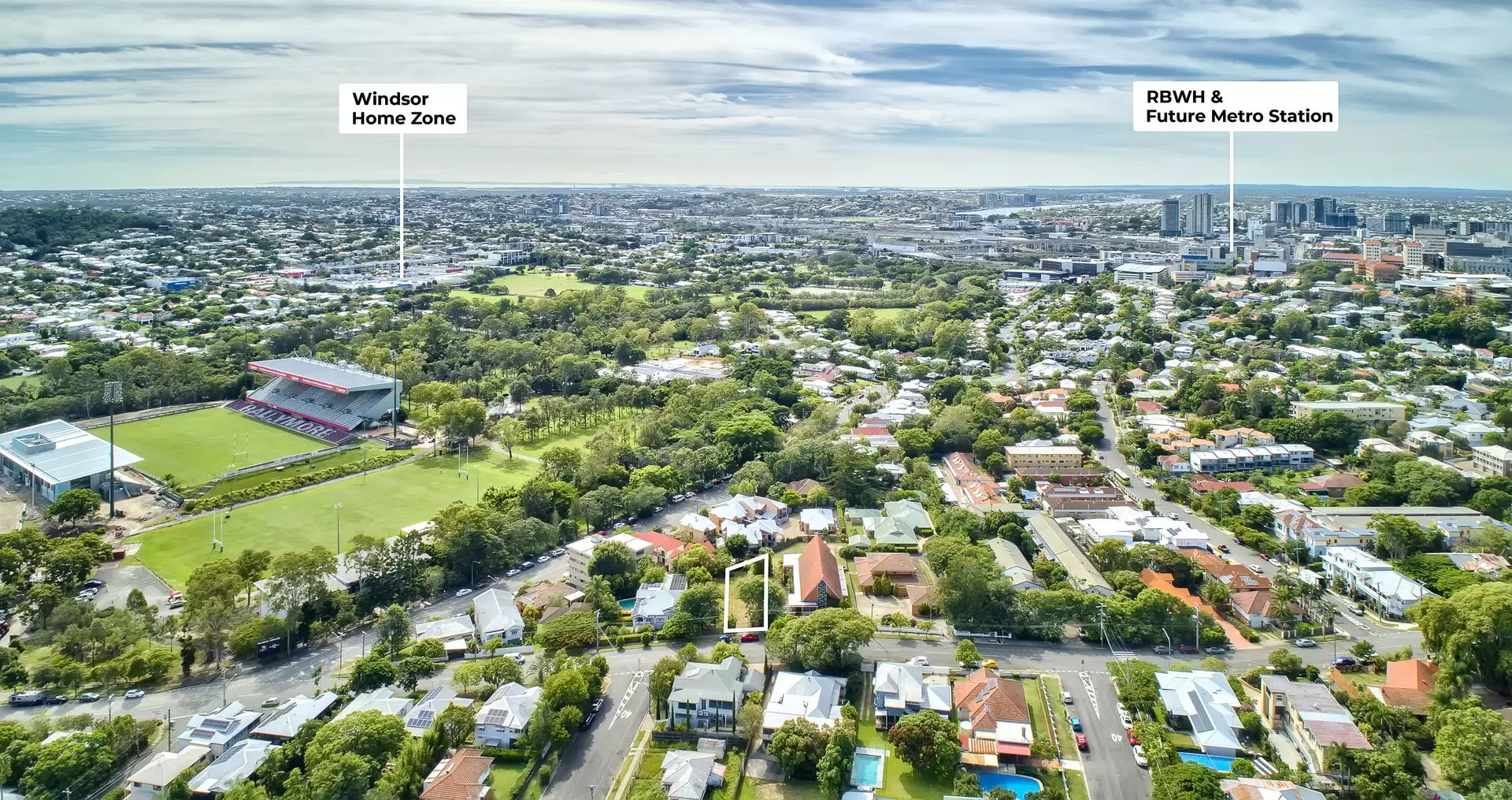 49 Clyde Road, Herston Sold by Aurora Property - image 1