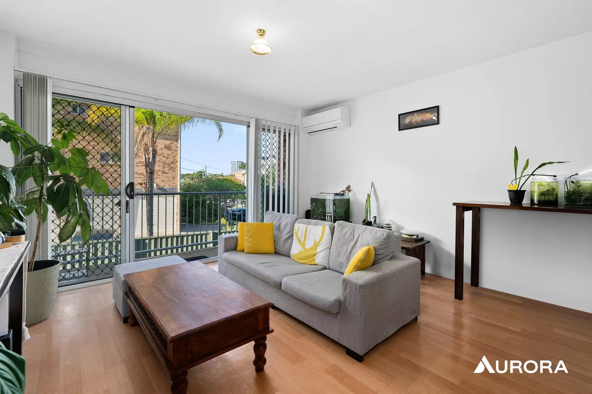 1/126 Pembroke Road, Coorparoo For Lease by Aurora Property - image 1