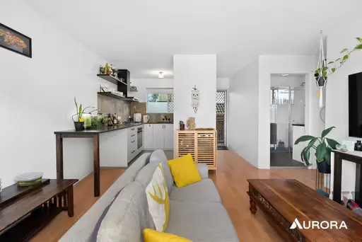 1/126 Pembroke Road, Coorparoo For Lease by Aurora Property