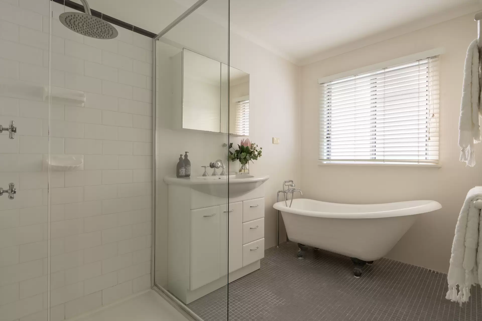 12 Noel Street, Hendra For Lease by Aurora Property - image 1