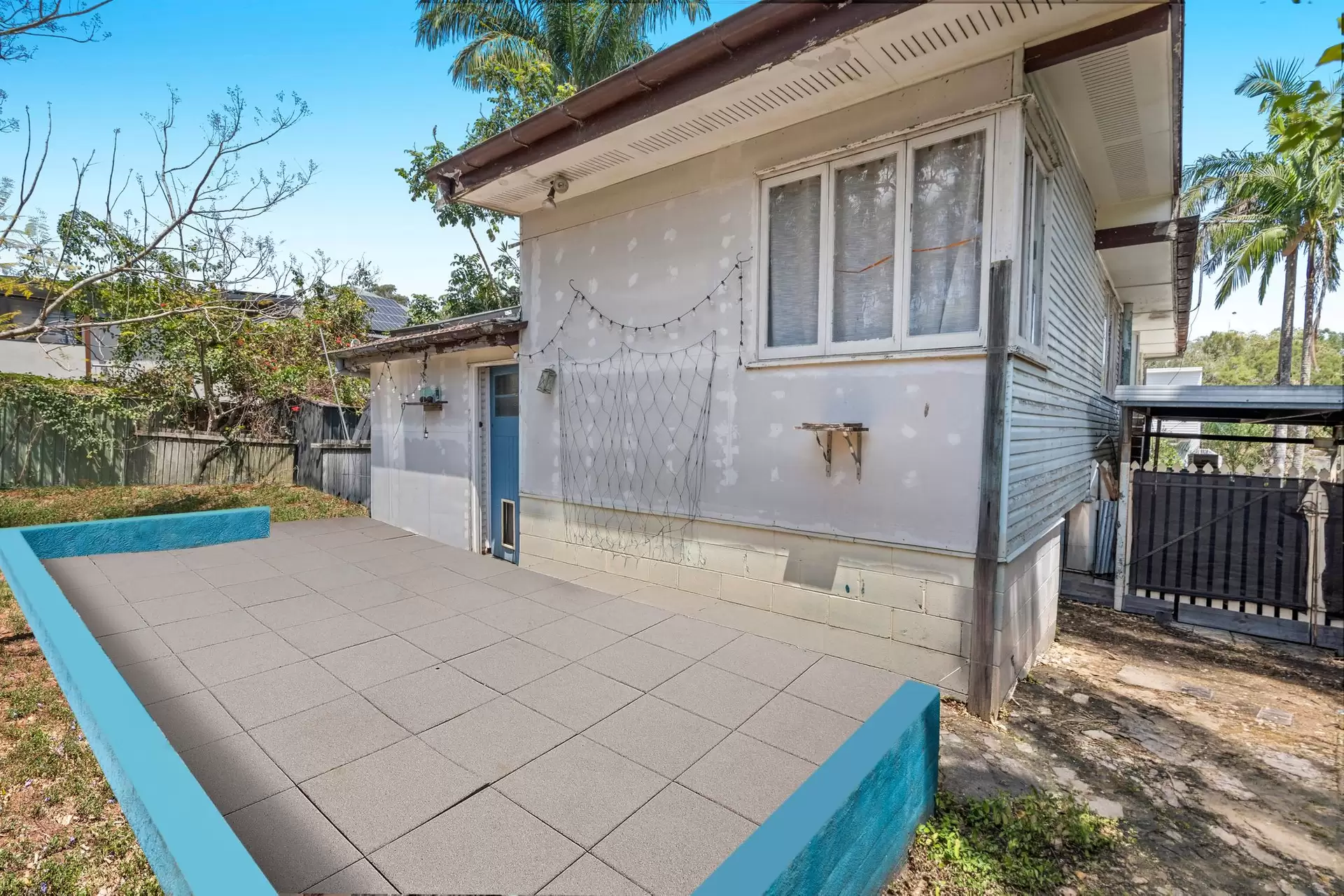 19 Monaco Street, Holland Park West Auction by Aurora Property - image 1