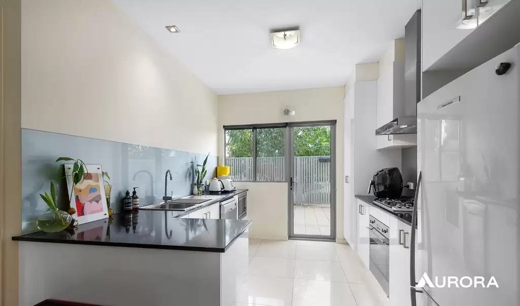 1/215 Wellington Road, Kangaroo Point For Lease by Aurora Property