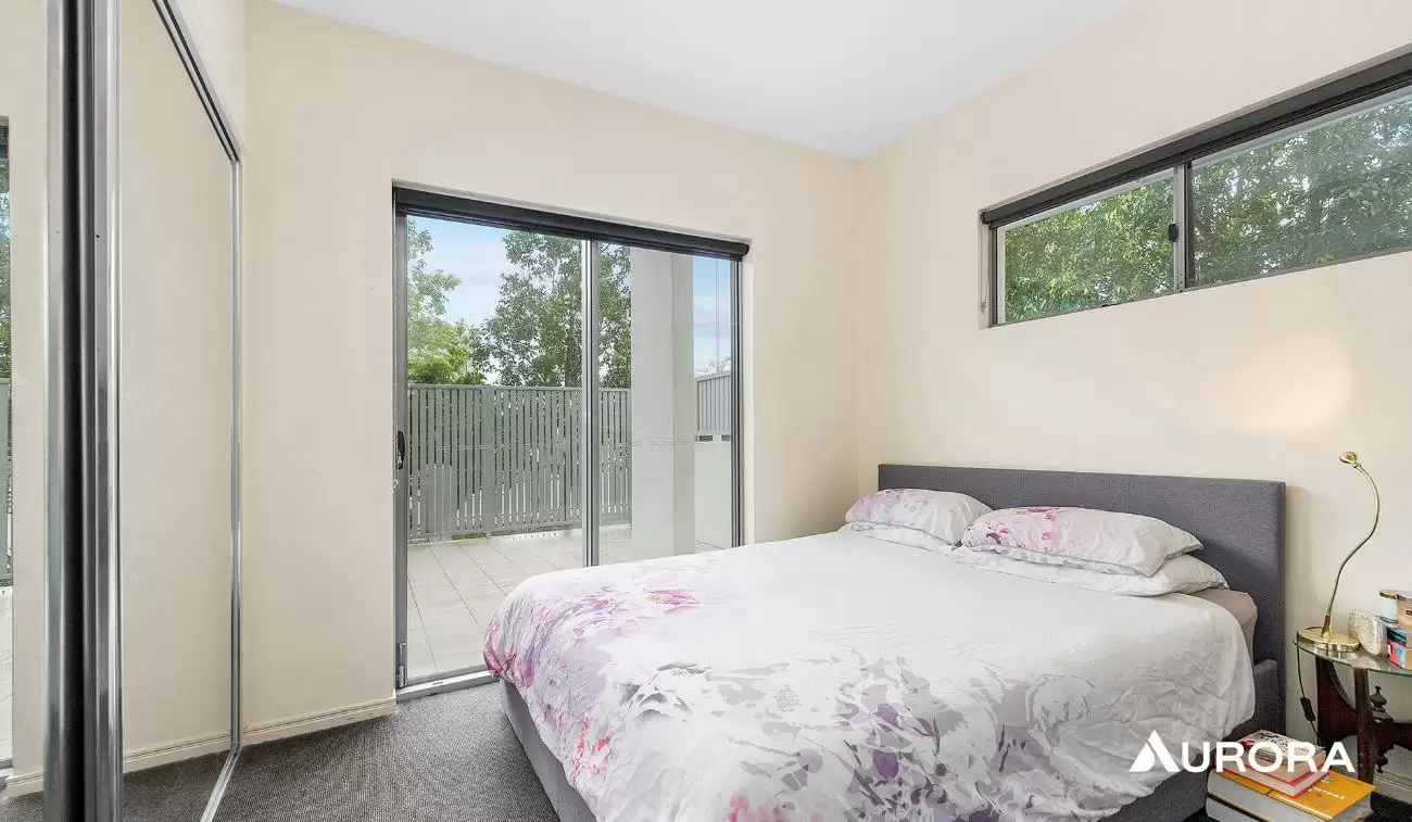 1/215 Wellington Road, Kangaroo Point For Lease by Aurora Property - image 3