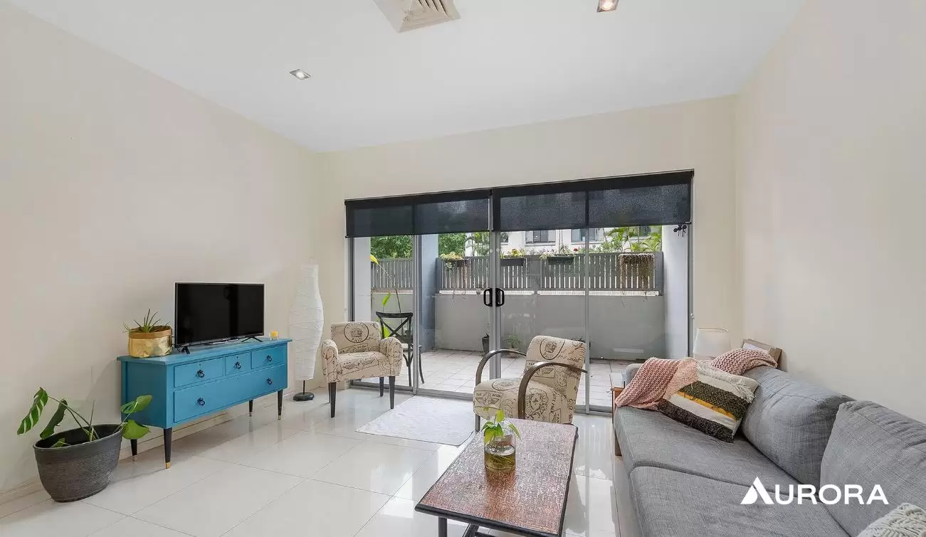 1/215 Wellington Road, Kangaroo Point For Lease by Aurora Property - image 2