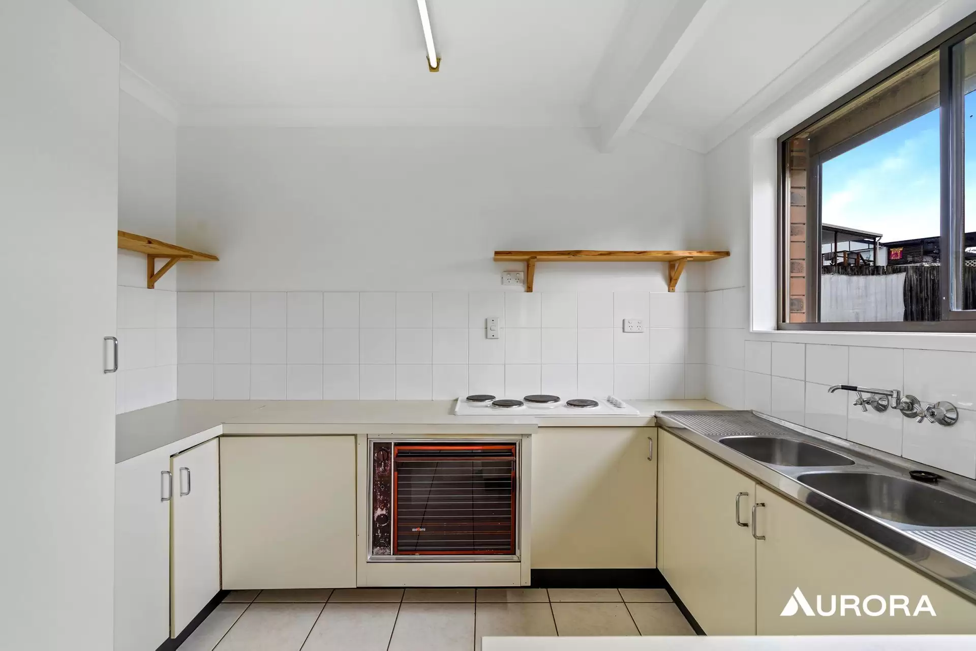 4 Cooba Street, Middle Park For Lease by Aurora Property - image 1