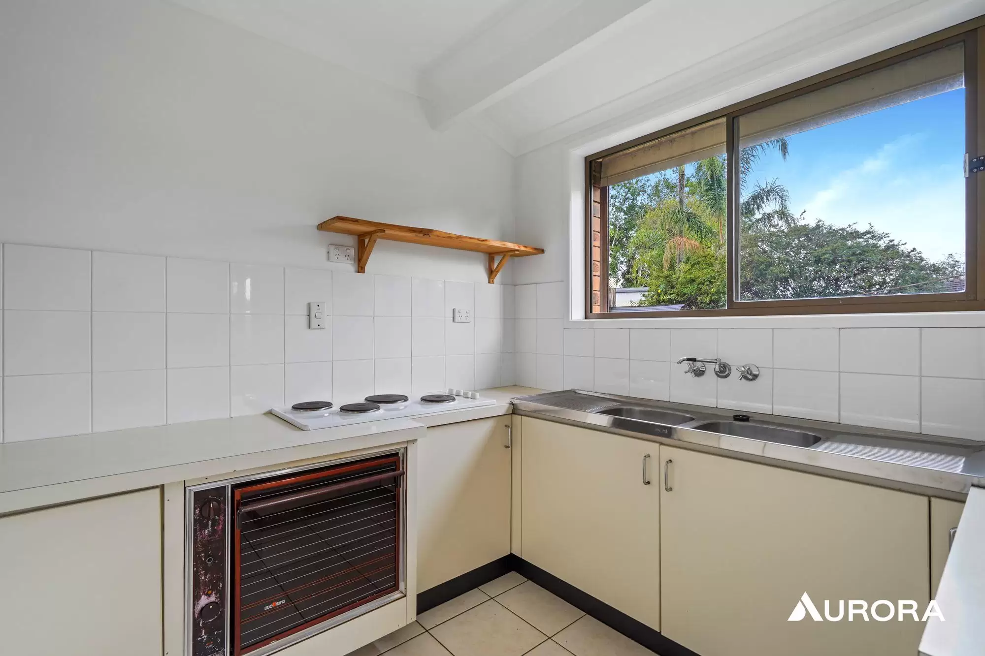 4 Cooba Street, Middle Park For Lease by Aurora Property - image 3