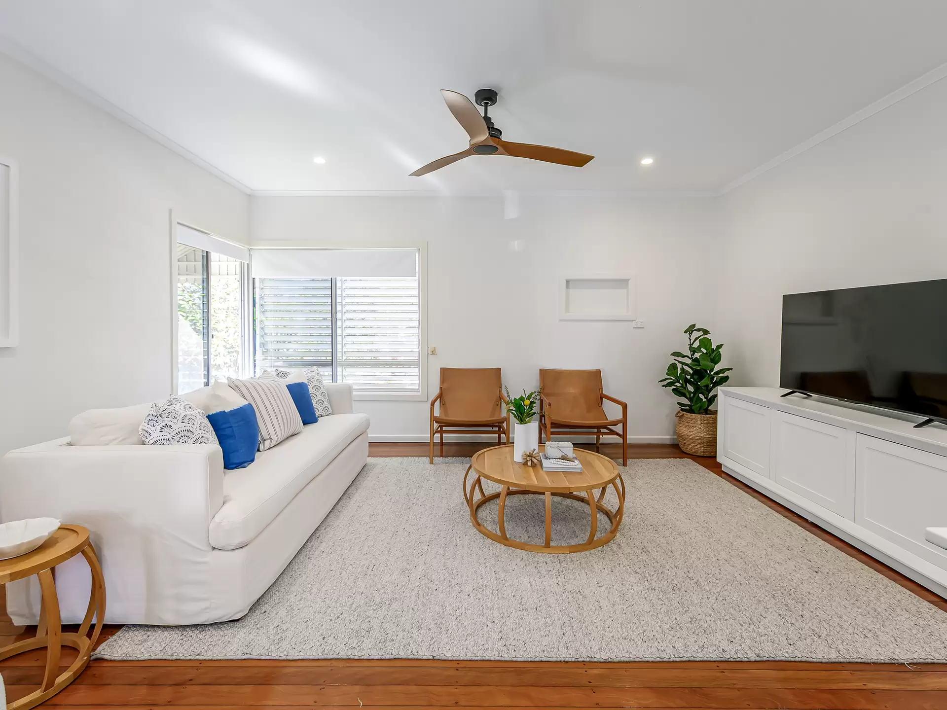 1 Newbery Street, Newmarket For Lease by Aurora Property - image 1