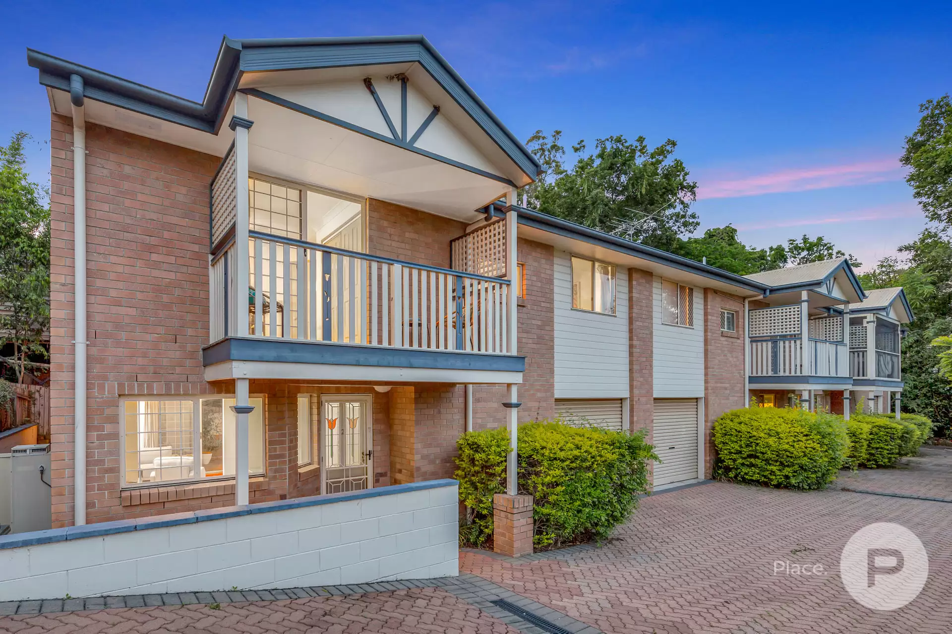 2/19 Fleming Road, Herston Sold by Aurora Property - image 1