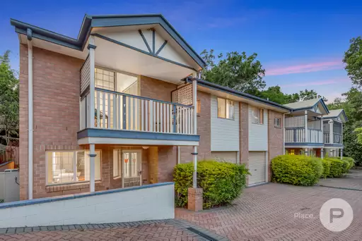 2/19 Fleming Road, Herston Sold by Aurora Property