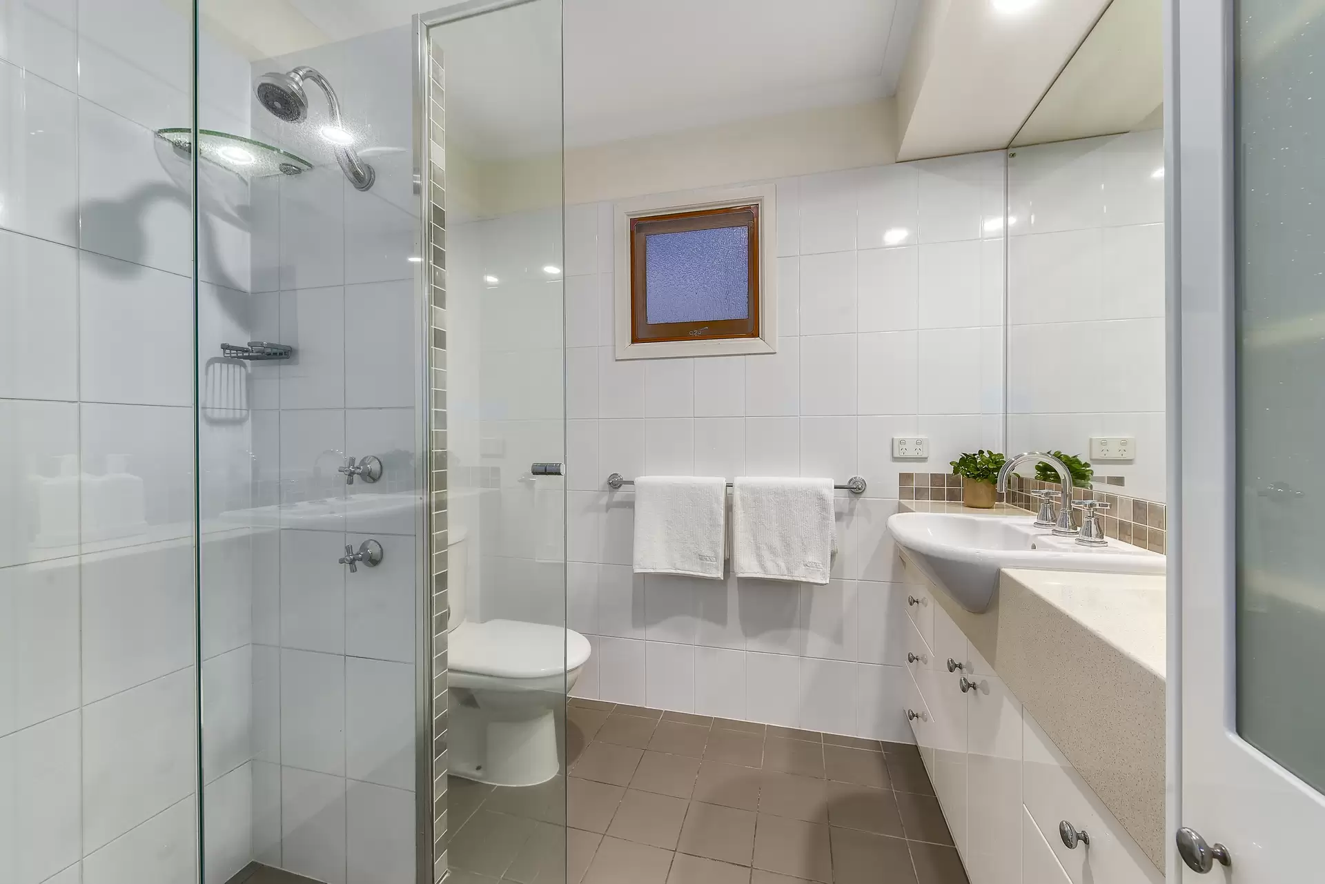 26 Dover Street, Wilston Sold by Aurora Property - image 1