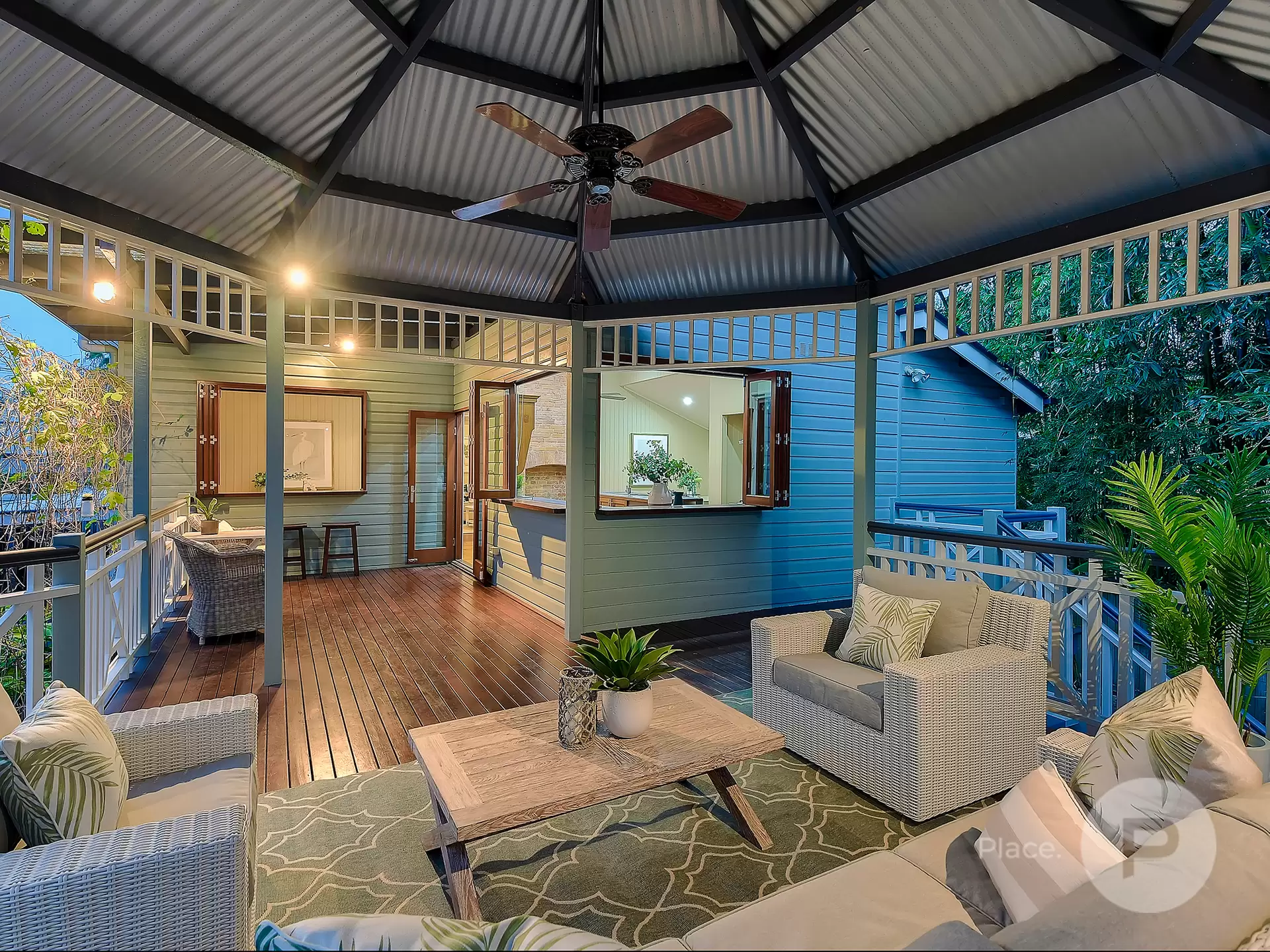 11a Latrobe Street, East Brisbane Sold by Aurora Property - image 1