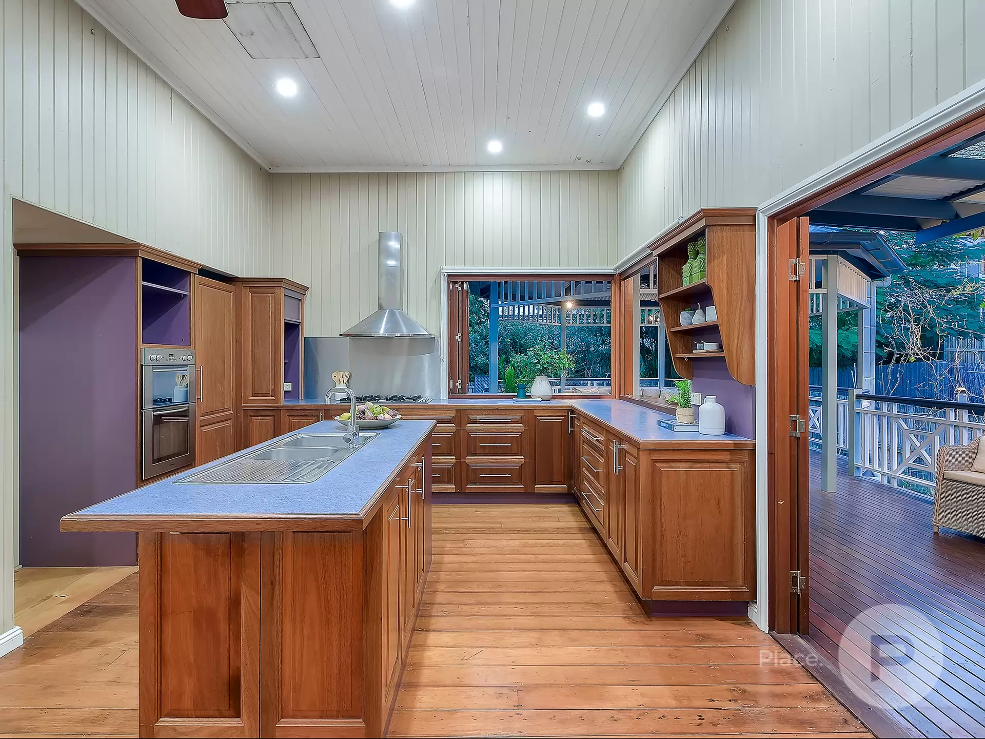 11a Latrobe Street, East Brisbane Sold by Aurora Property - image 1