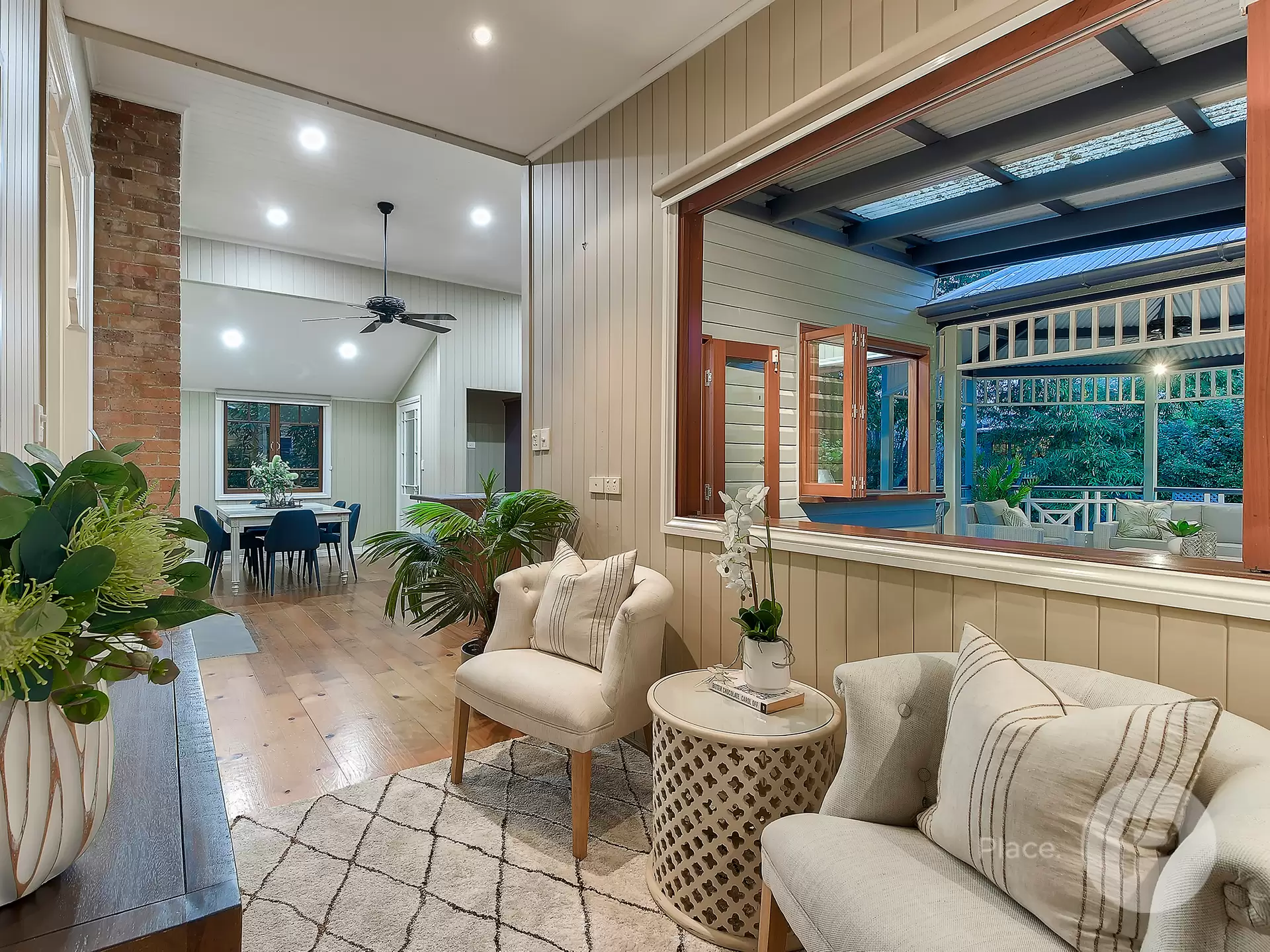 11a Latrobe Street, East Brisbane Sold by Aurora Property - image 1