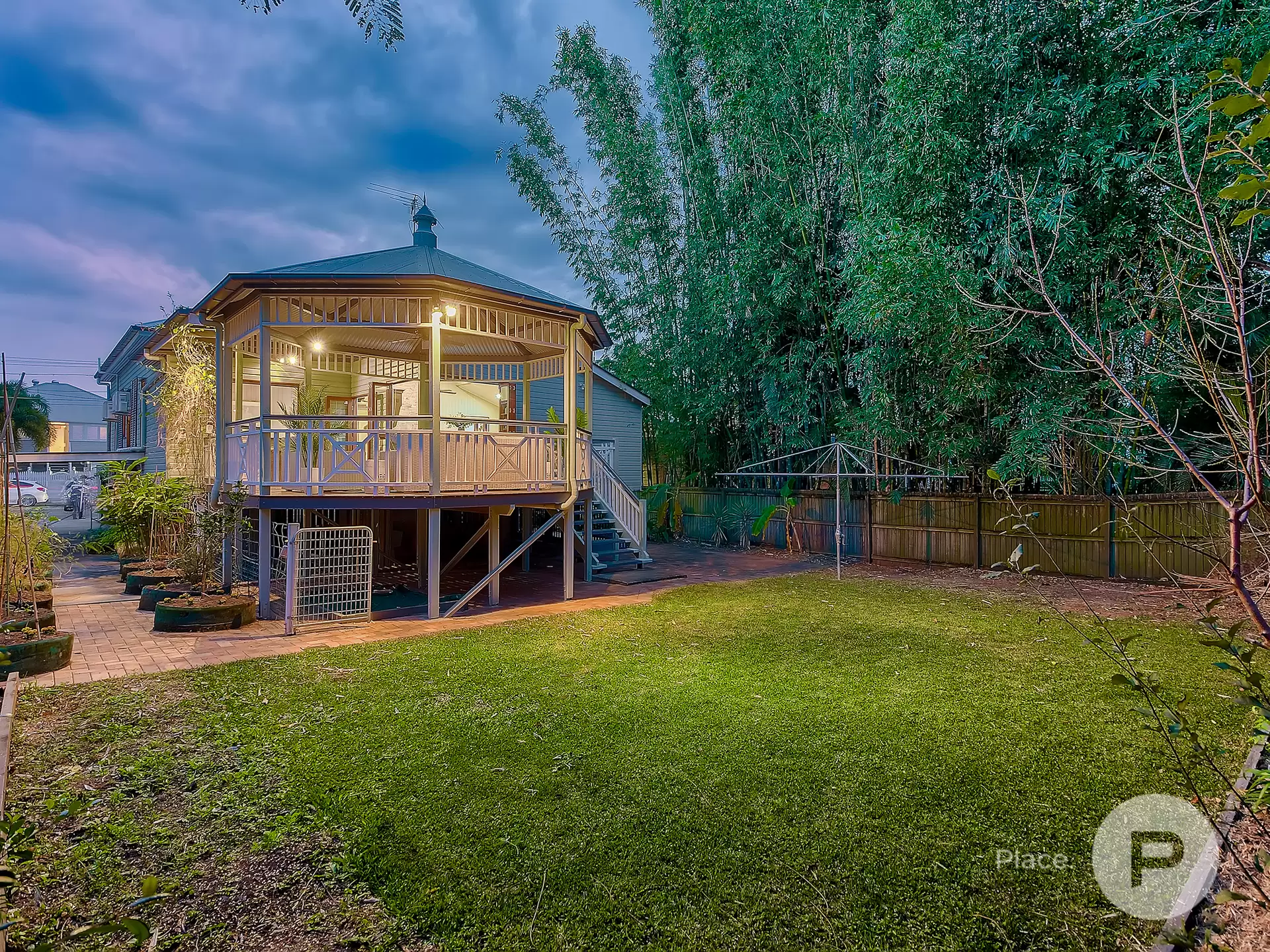 11a Latrobe Street, East Brisbane Sold by Aurora Property - image 1