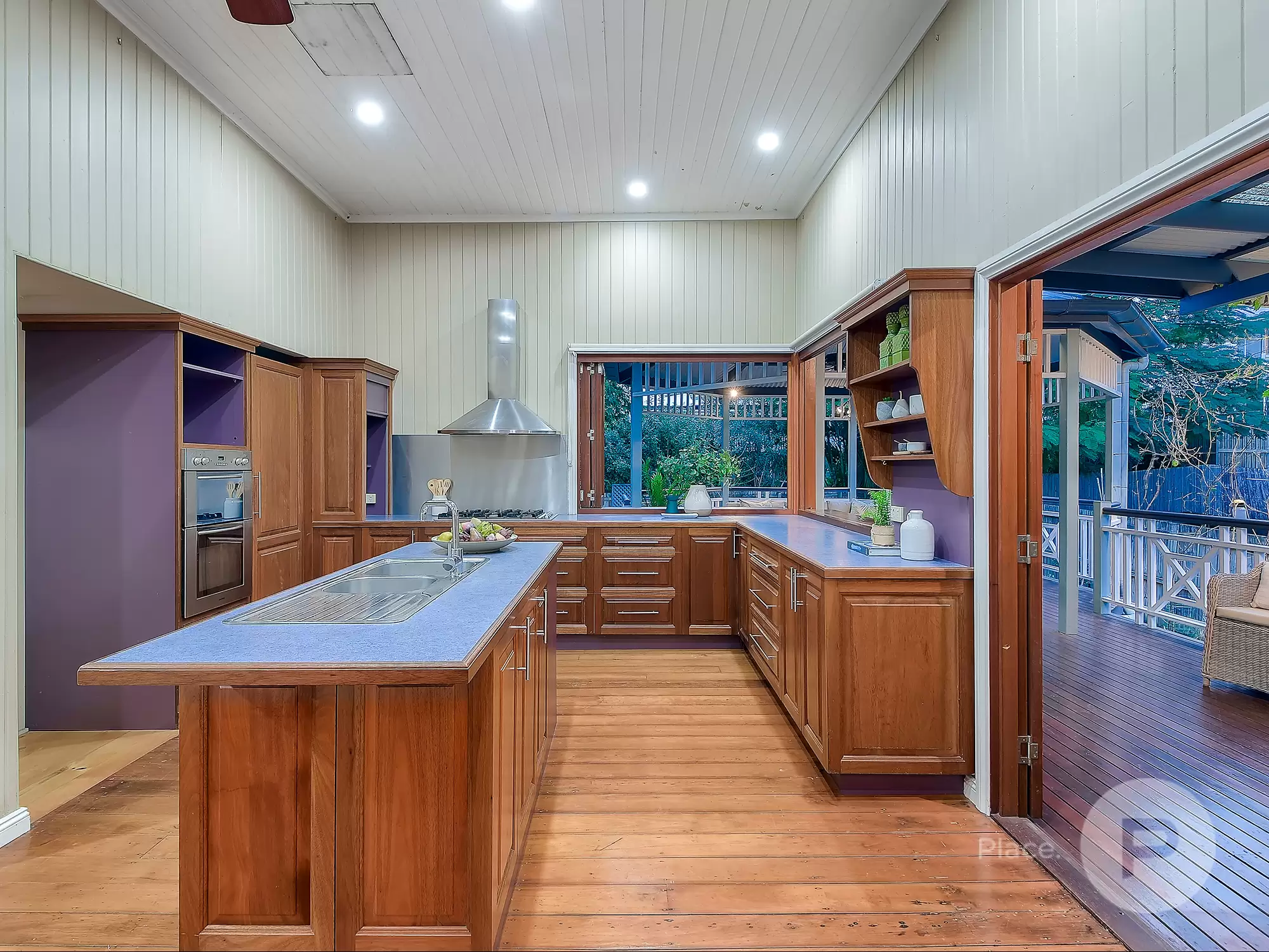 11a Latrobe Street, East Brisbane Sold by Aurora Property - image 3
