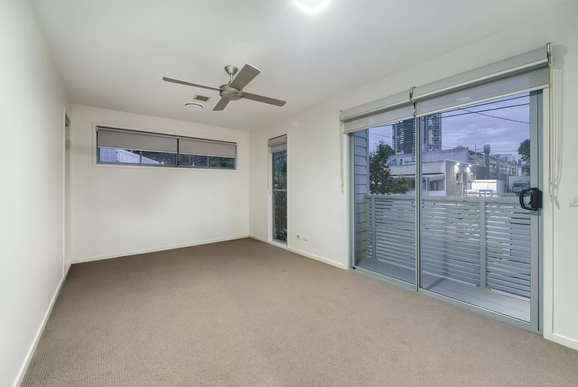 38 Wight Street, Milton Sold by Aurora Property - image 1