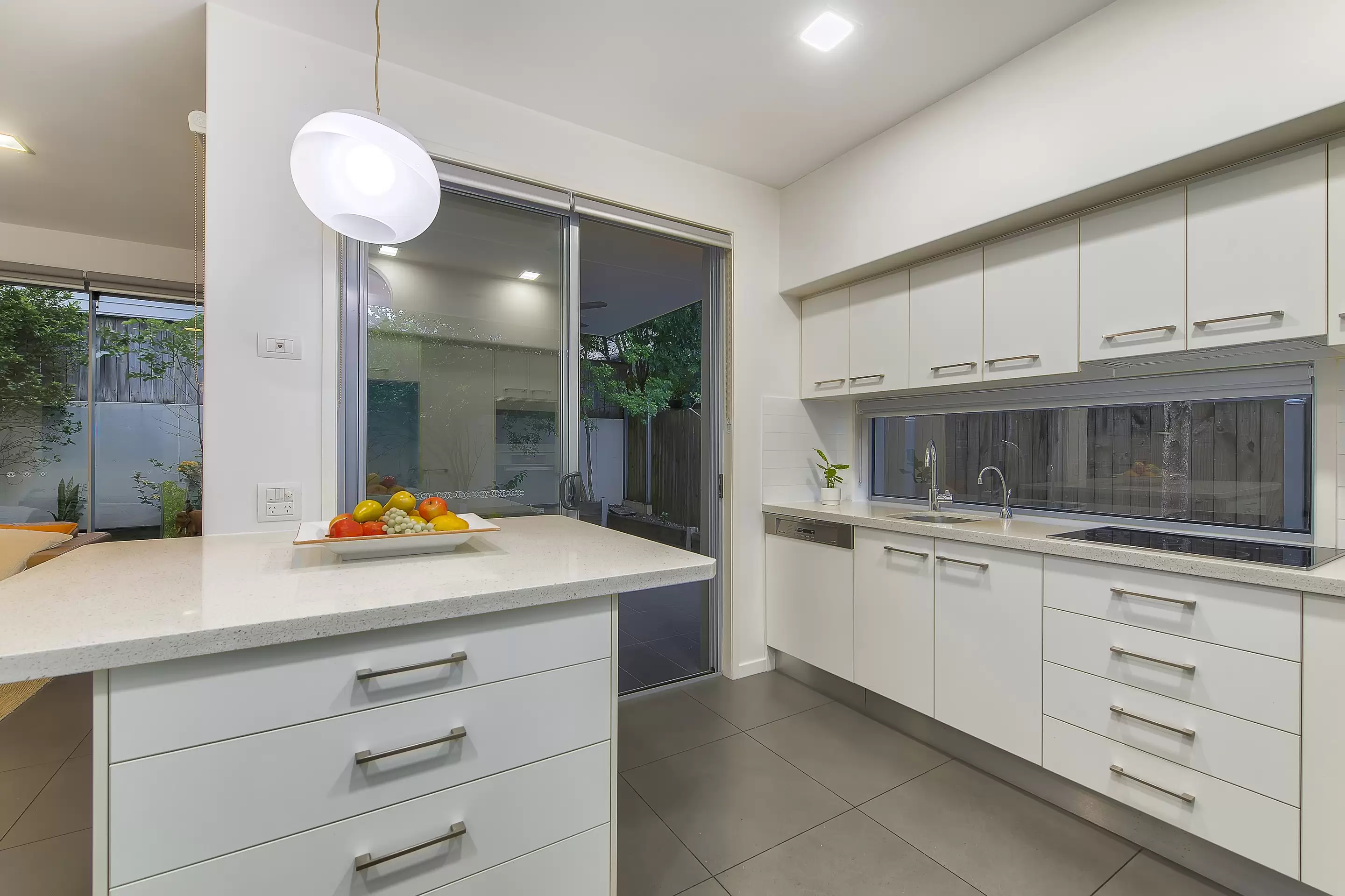 38 Wight Street, Milton Sold by Aurora Property - image 6