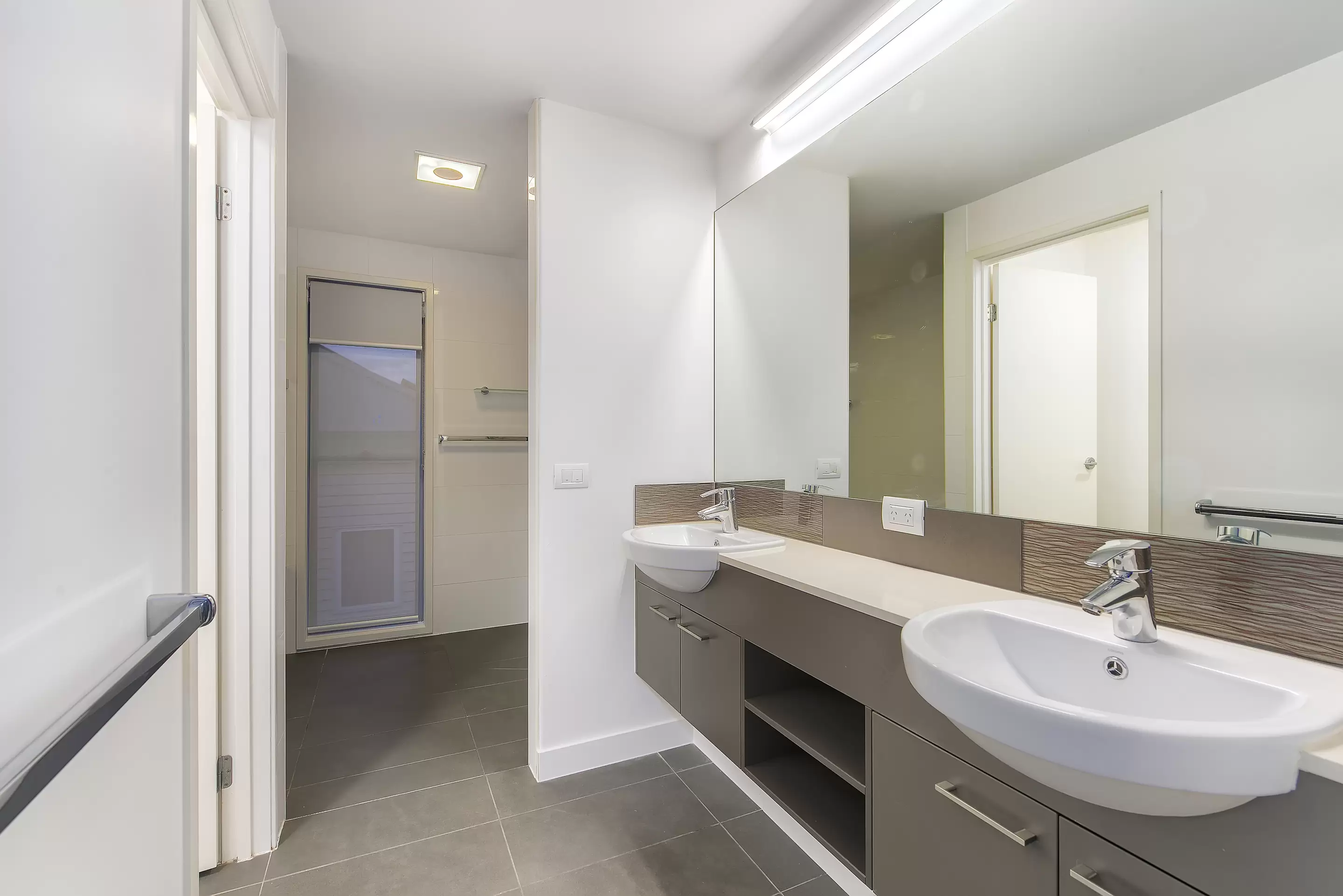 38 Wight Street, Milton Sold by Aurora Property - image 10