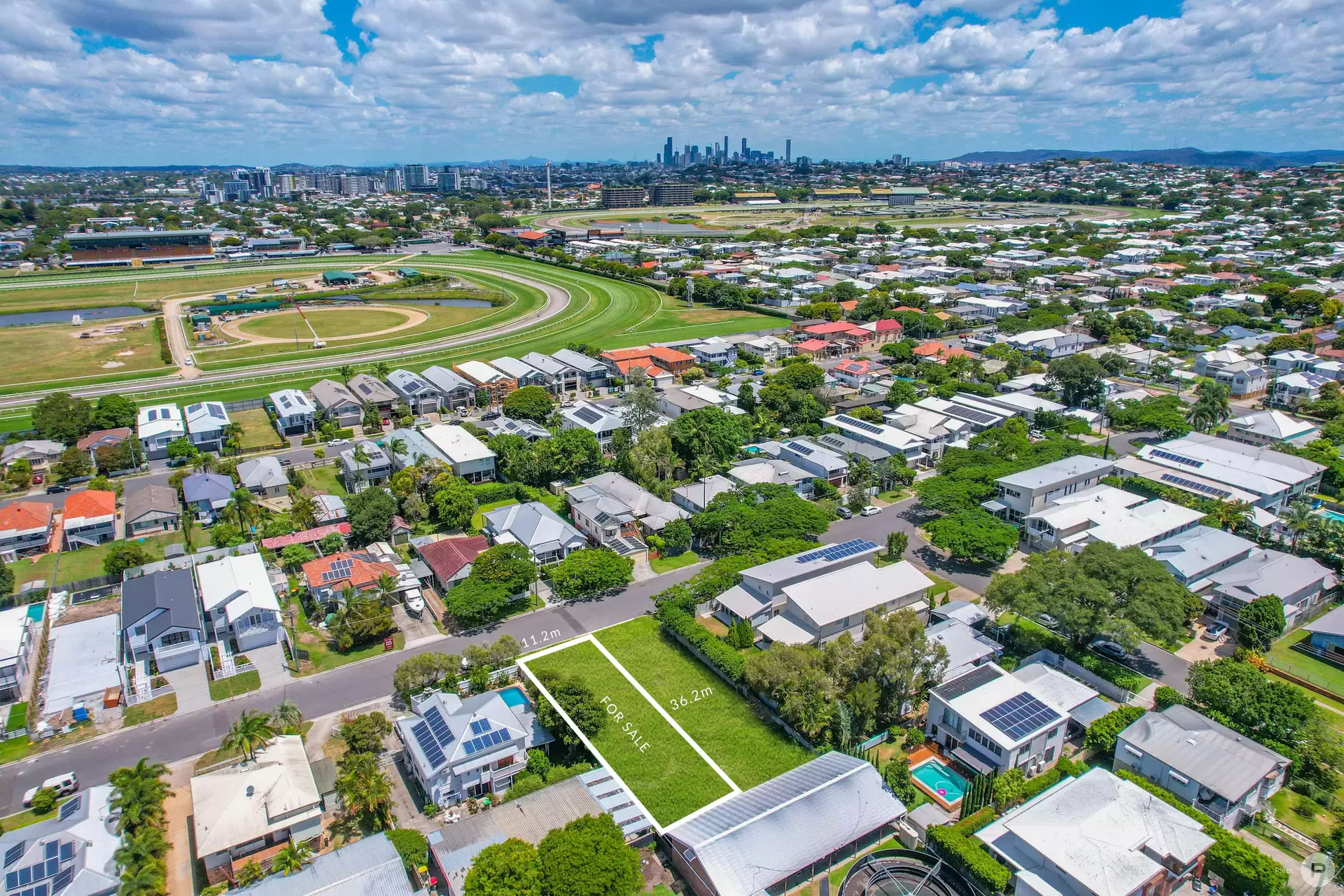 32 Long Street, Hendra Sold by Aurora Property - image 1