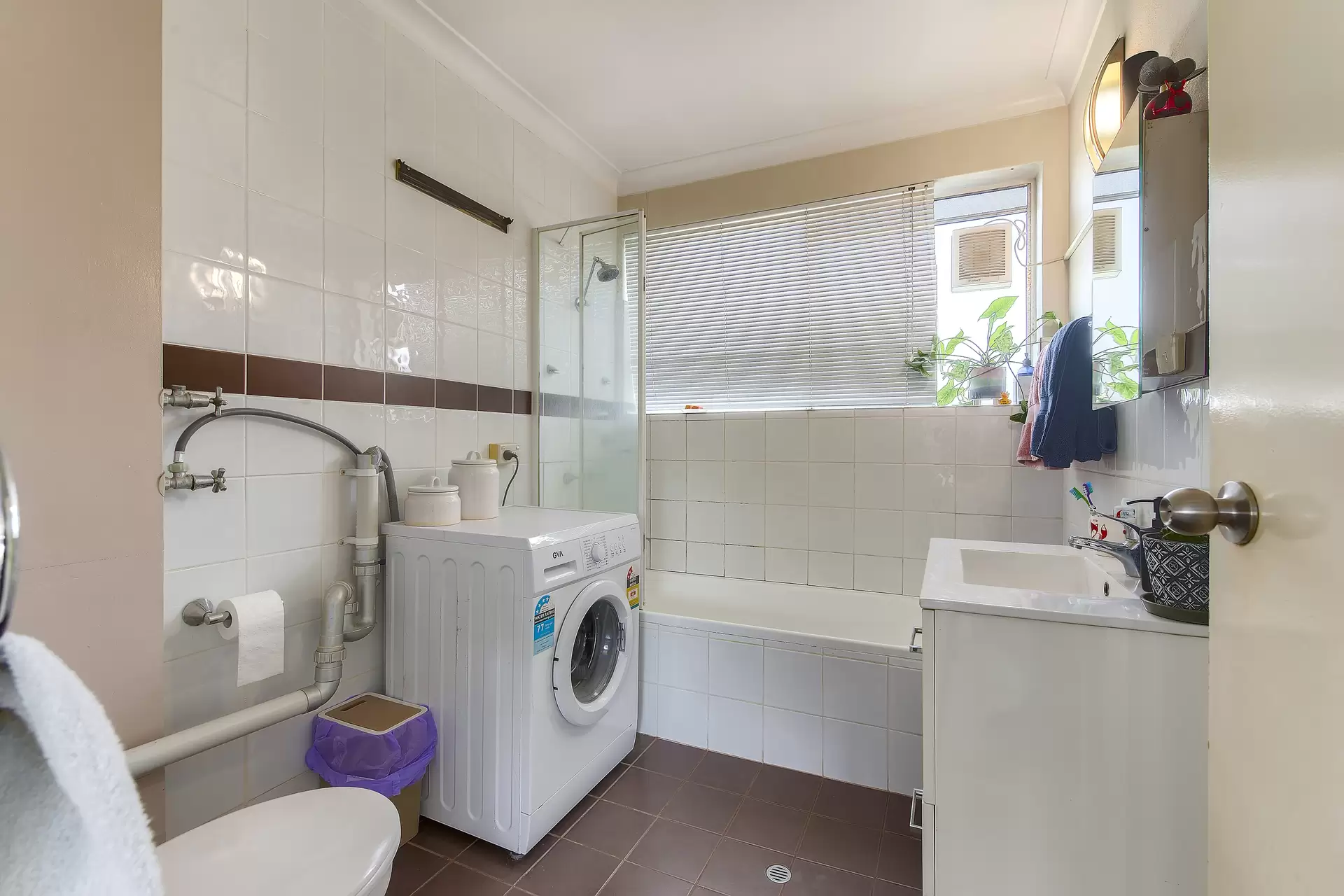 8/243 Kelvin Grove Road, Kelvin Grove Sold by Aurora Property - image 1