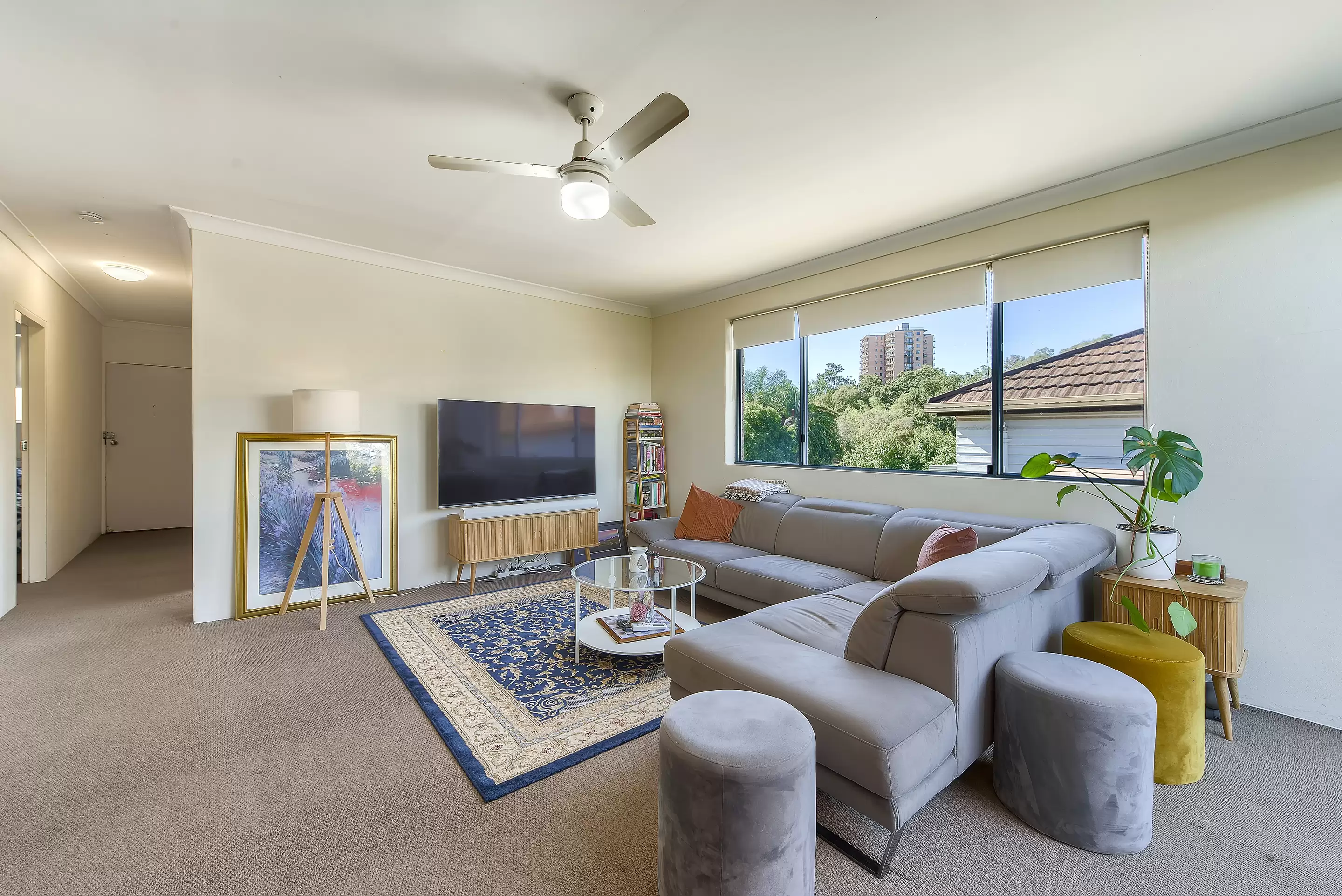8/243 Kelvin Grove Road, Kelvin Grove Sold by Aurora Property - image 1