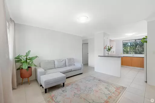 4/32 Farrington Street, Alderley Sold by Aurora Property