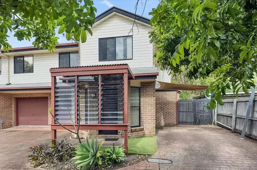 4/19 Bermingham Street, Alderley Sold by Aurora Property