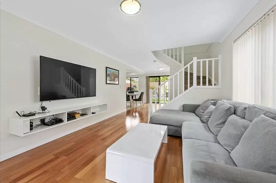 4/19 Bermingham Street, Alderley Sold by Aurora Property - image 2