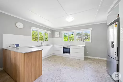 41 Dorrington Drive, Ashgrove Sold by Aurora Property