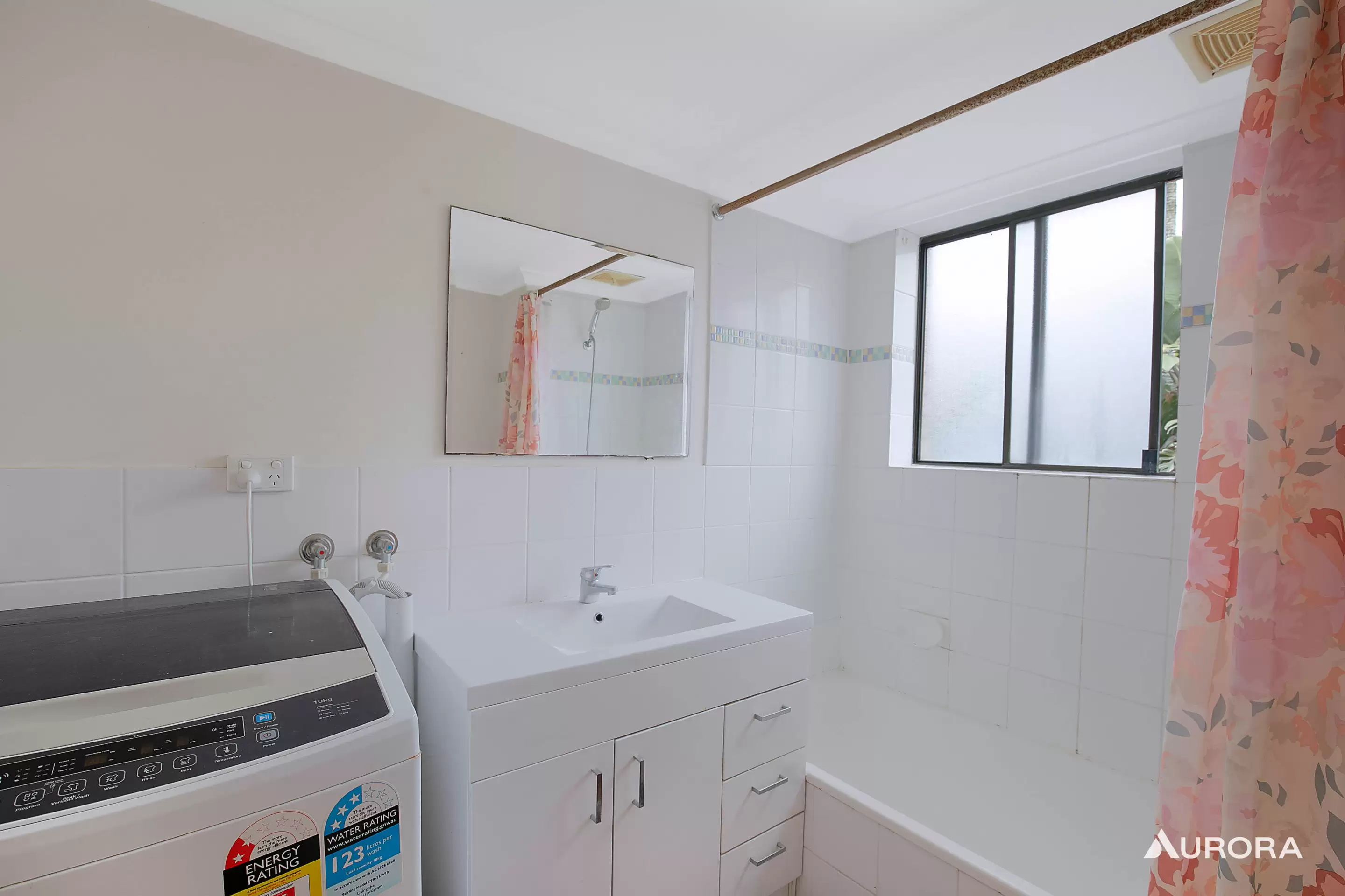 4/29 Derby Street, Coorparoo Sold by Aurora Property - image 5