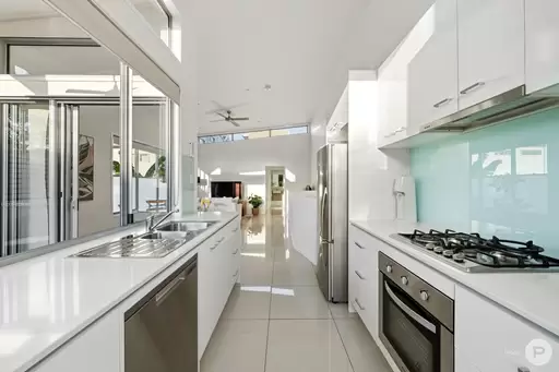 5/15 Ainslie Street, Alderley Sold by Aurora Property