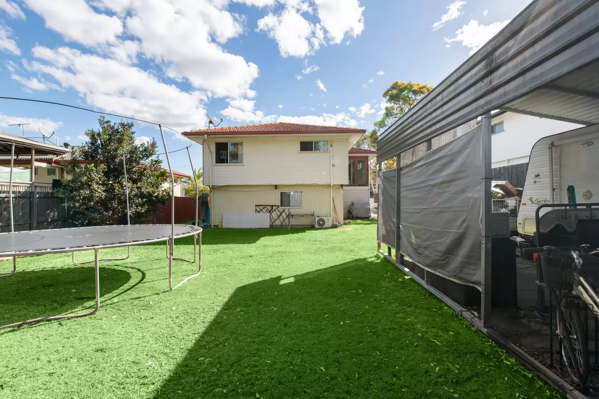 22 Keilar Court, Everton Hills Sold by Aurora Property - image 1