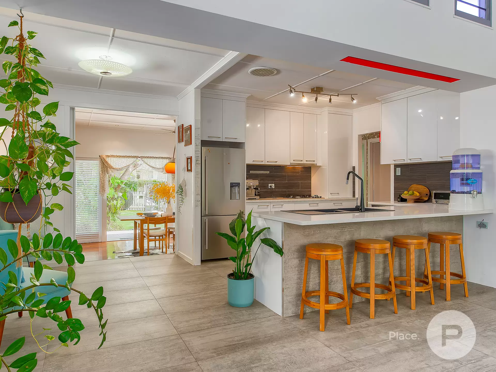 104 Glen Retreat Road, Mitchelton Sold by Aurora Property - image 1