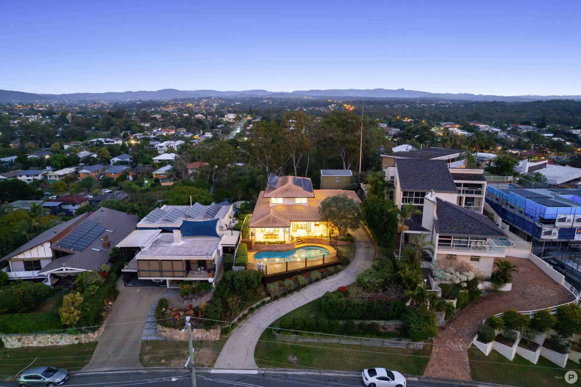 18 Belfort Street, Stafford Heights Sold by Aurora Property - image 1