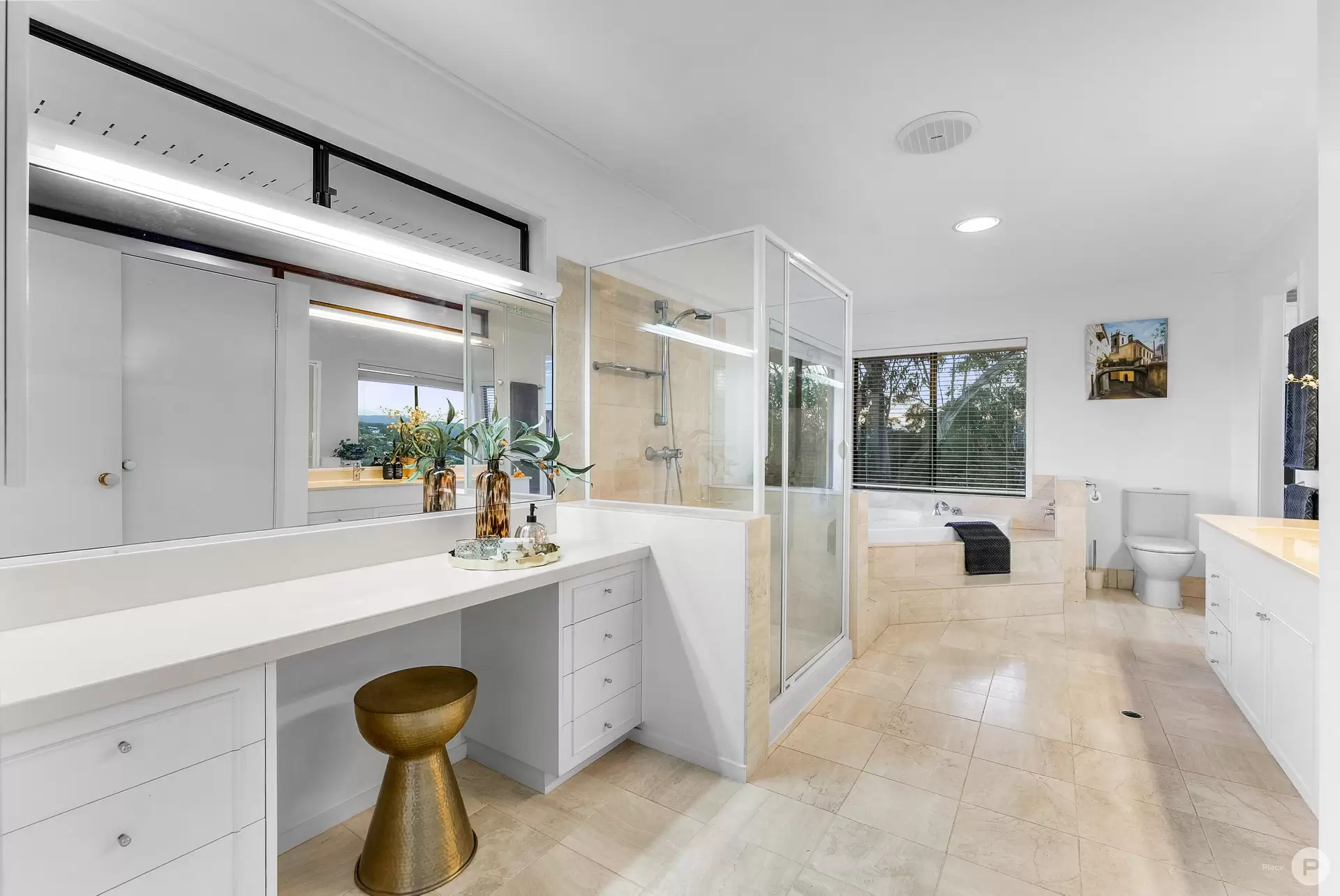 18 Belfort Street, Stafford Heights Sold by Aurora Property - image 1