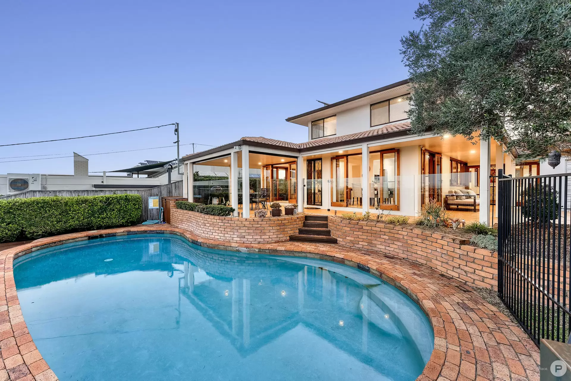 18 Belfort Street, Stafford Heights Sold by Aurora Property - image 1
